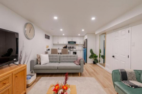 Luxury New Spacious Apartment - Country Hills, Kitchener